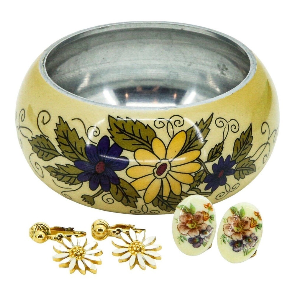 Lot Of Floral Large Chunky Bangle Bracelet Metal W/ Enamel & 2 Clip On Earrings